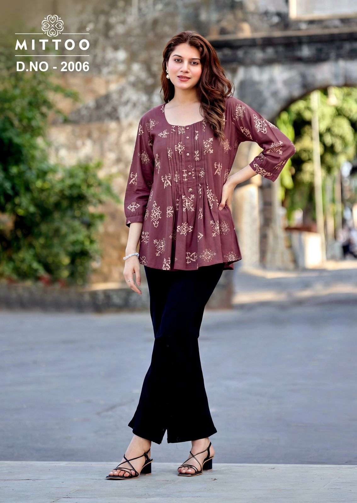 Mittoo Crispy Rayon Printed Western Tops