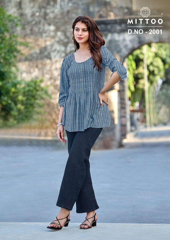 Mittoo Crispy Rayon Printed Western Tops