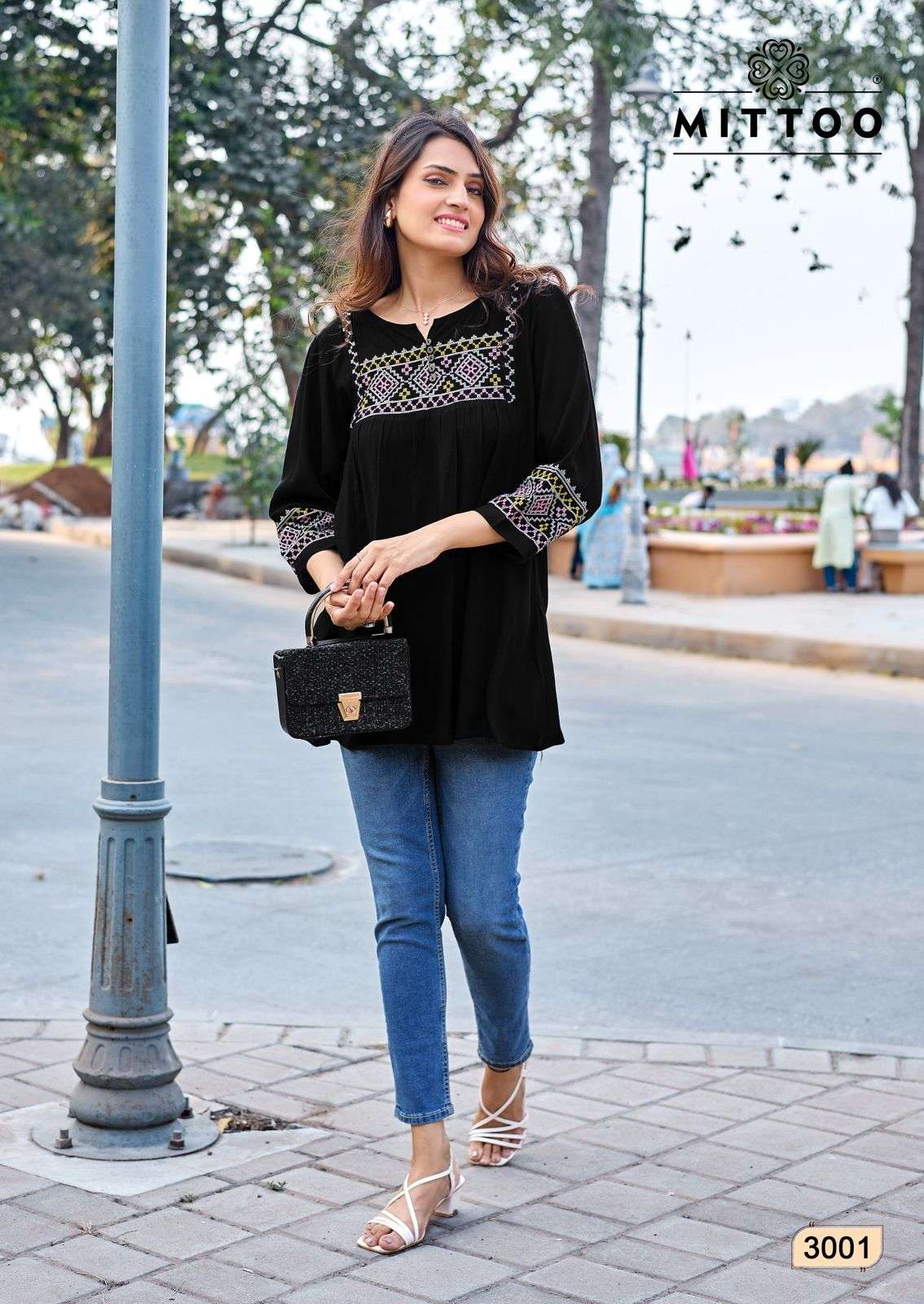 MITTOO EMLEE Rayon Stitched Tunics