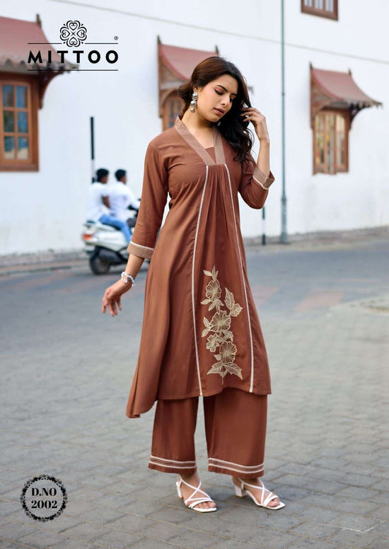 Mittoo Ibaadat Rayon Kurti Pant Set