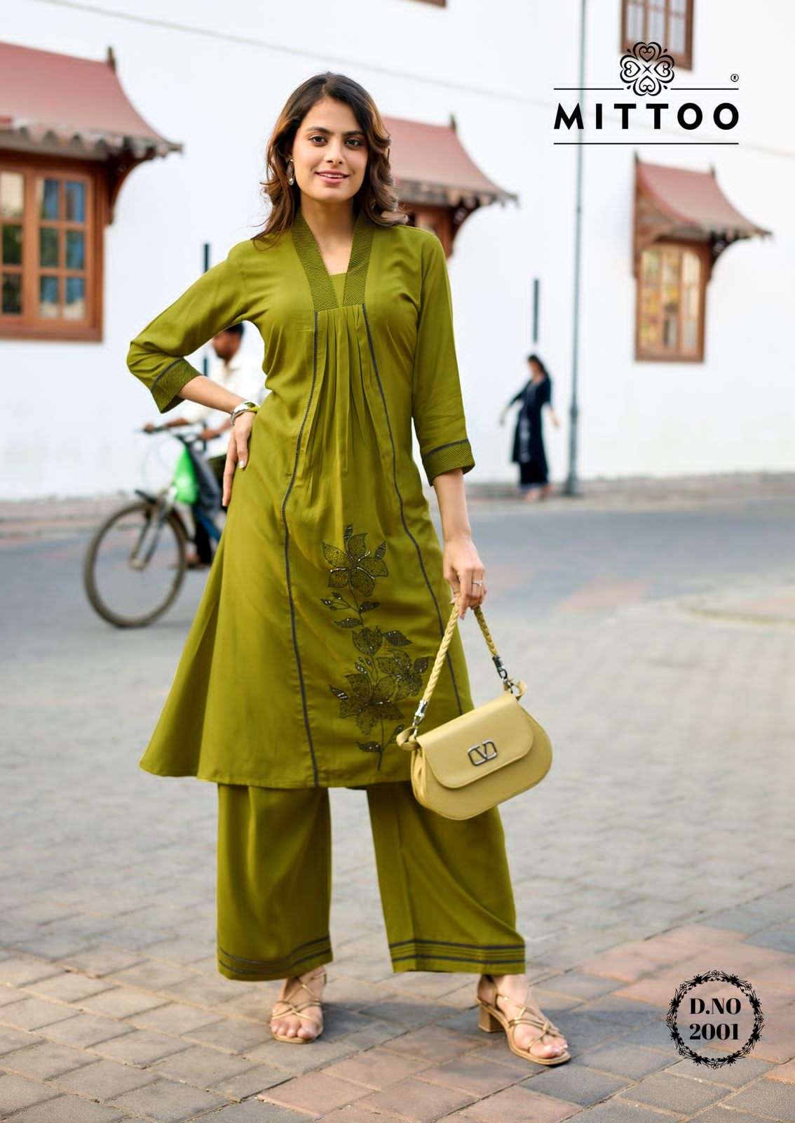 Mittoo Ibaadat Rayon Kurti Pant Set