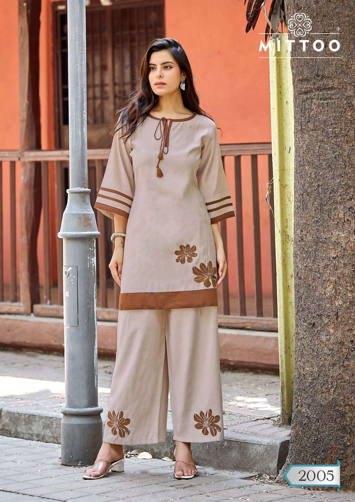 Mittoo Marine Life Viscose Weaving Co Ord Set