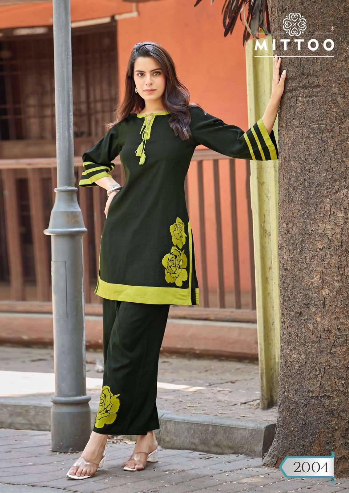 Mittoo Marine Life Viscose Weaving Co Ord Set