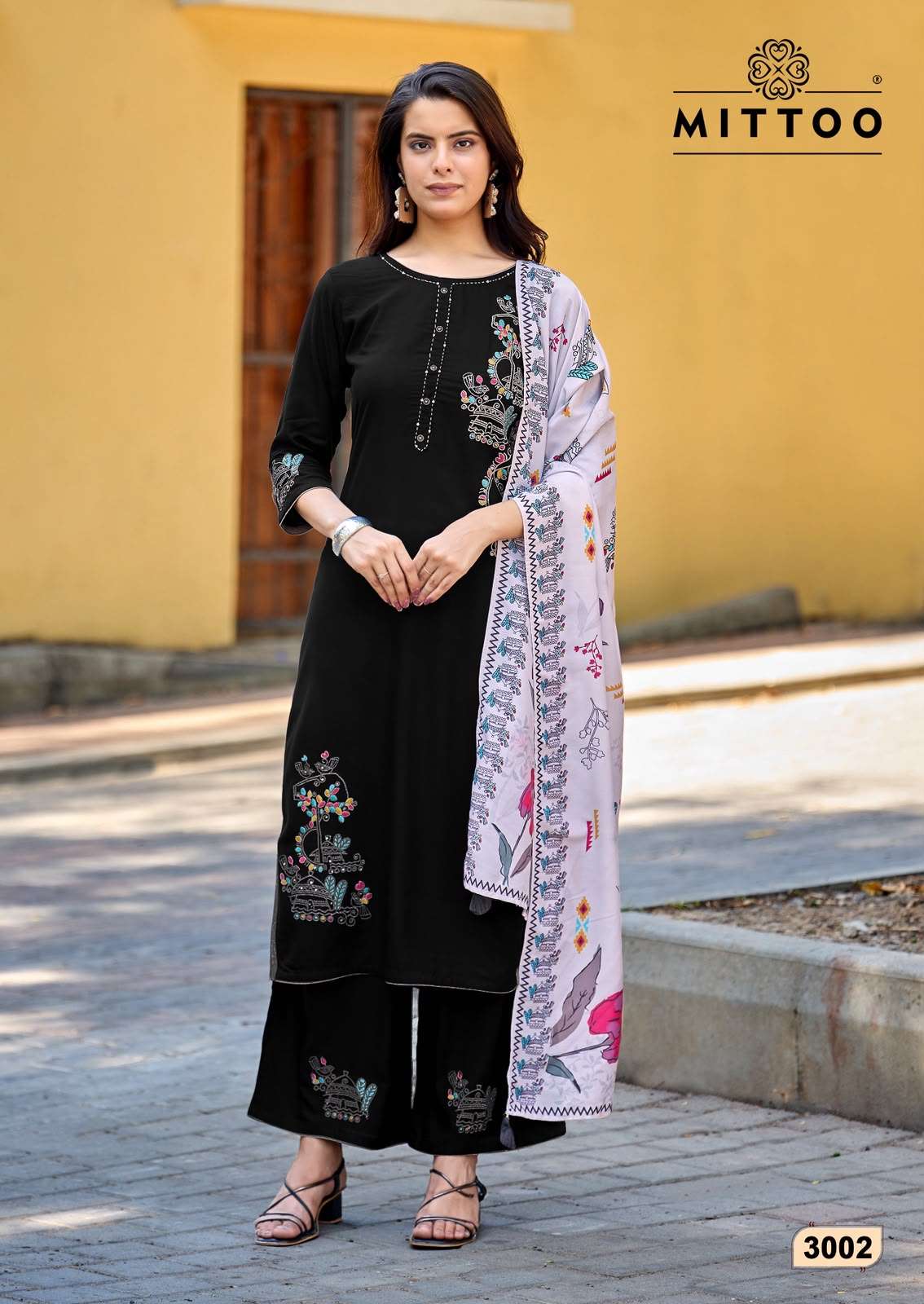 Mittoo Noorika Heavy Rayon Kurti Pant Dupatta Set Wholesale