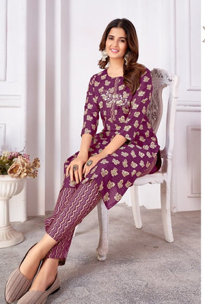 Moksh Magic D No 8497 Royal Silk Kurti Pant Set