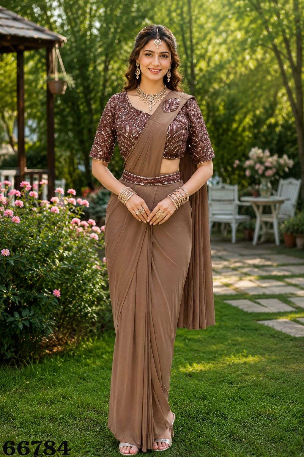 MRUDANGI AARIKA Premium Lycra Ready-to-Wear Stitched Saree