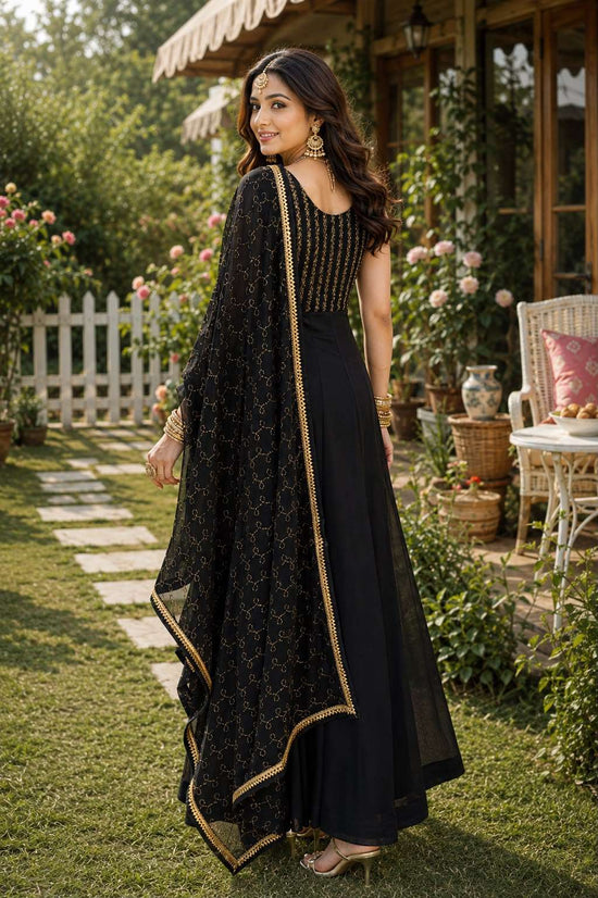 MRUDANGI FARIDA Georgette Pakistani Suit