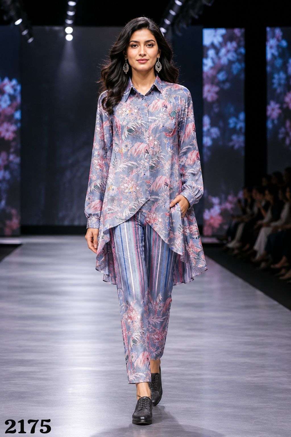 mrudangi-rampwalk-premium-crepe-kurti-pant-set-surat