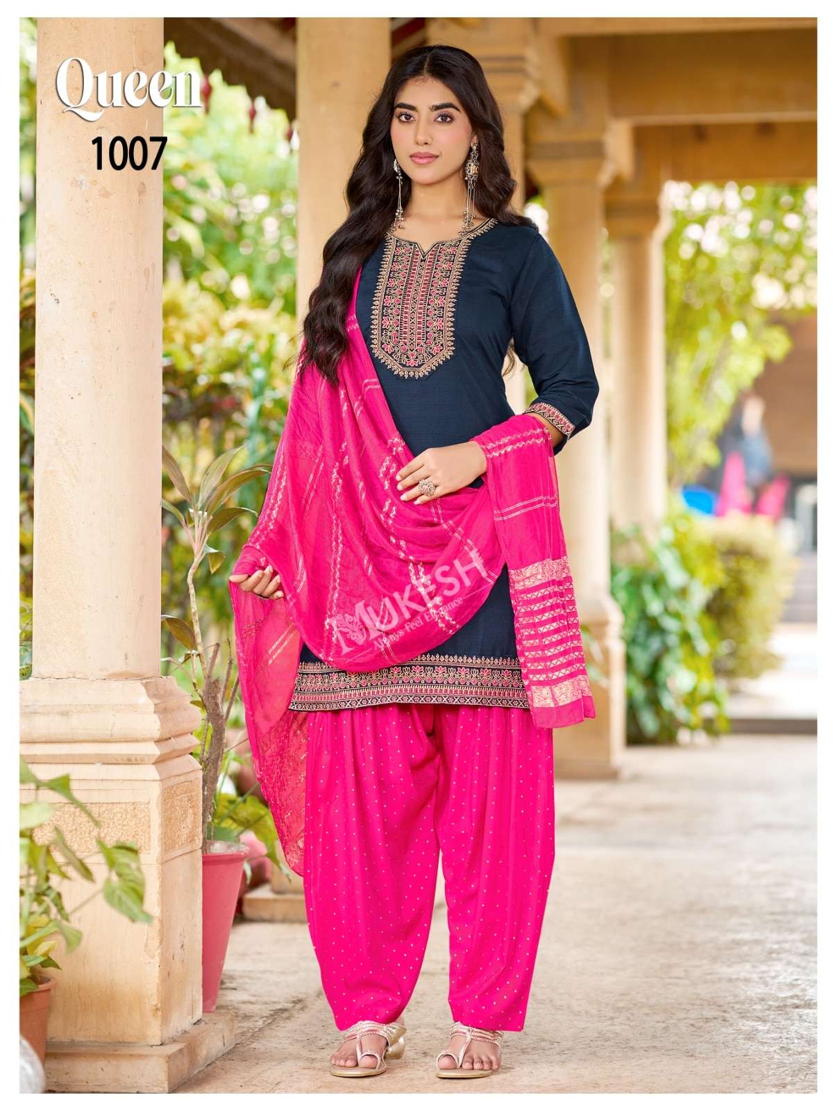 MUKESH QUEEN Vertican Heavy Embroidered Dress Set - Amrah Wholesale