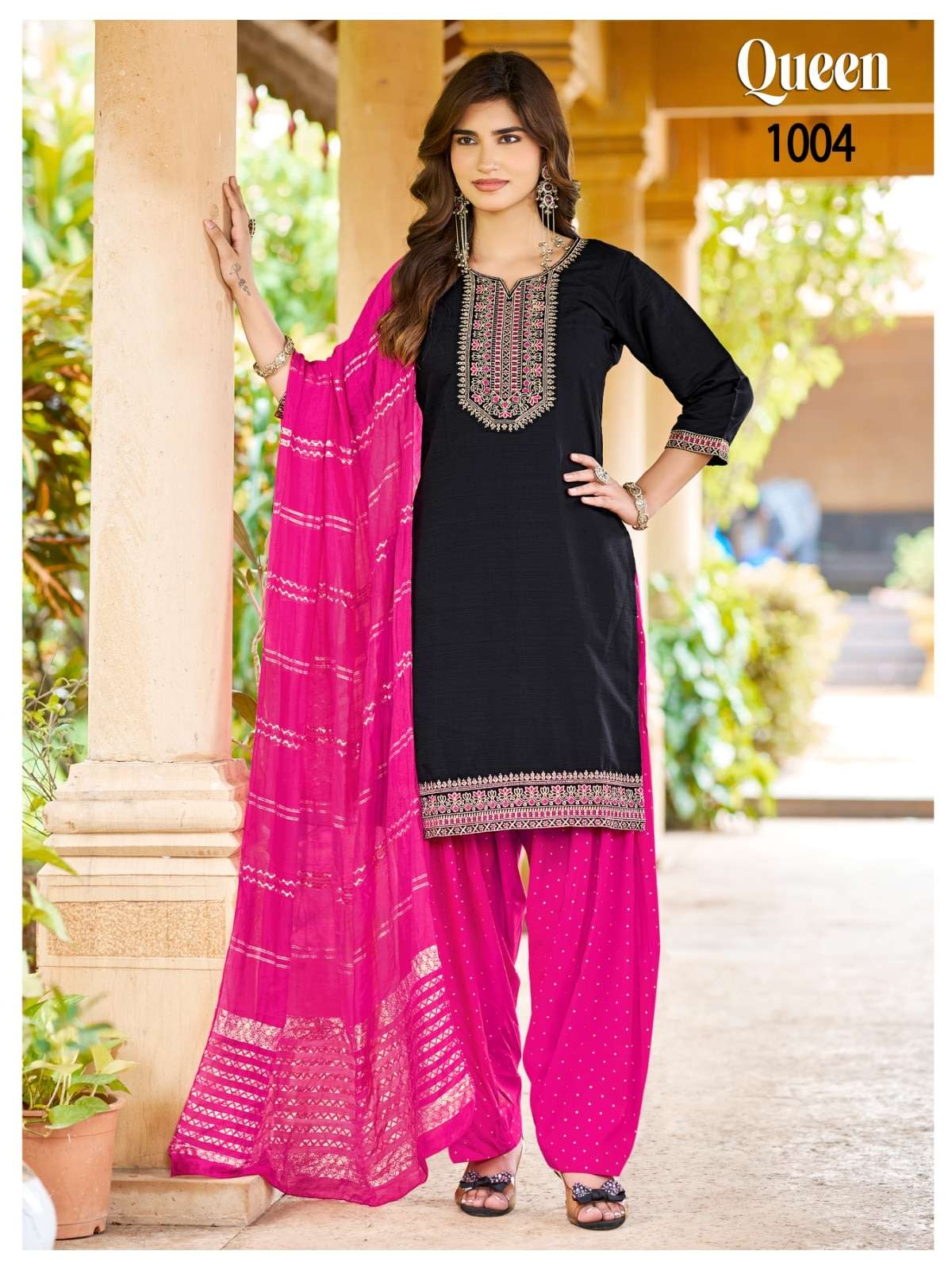MUKESH QUEEN Vertican Heavy Embroidered Dress Set - Amrah Wholesale