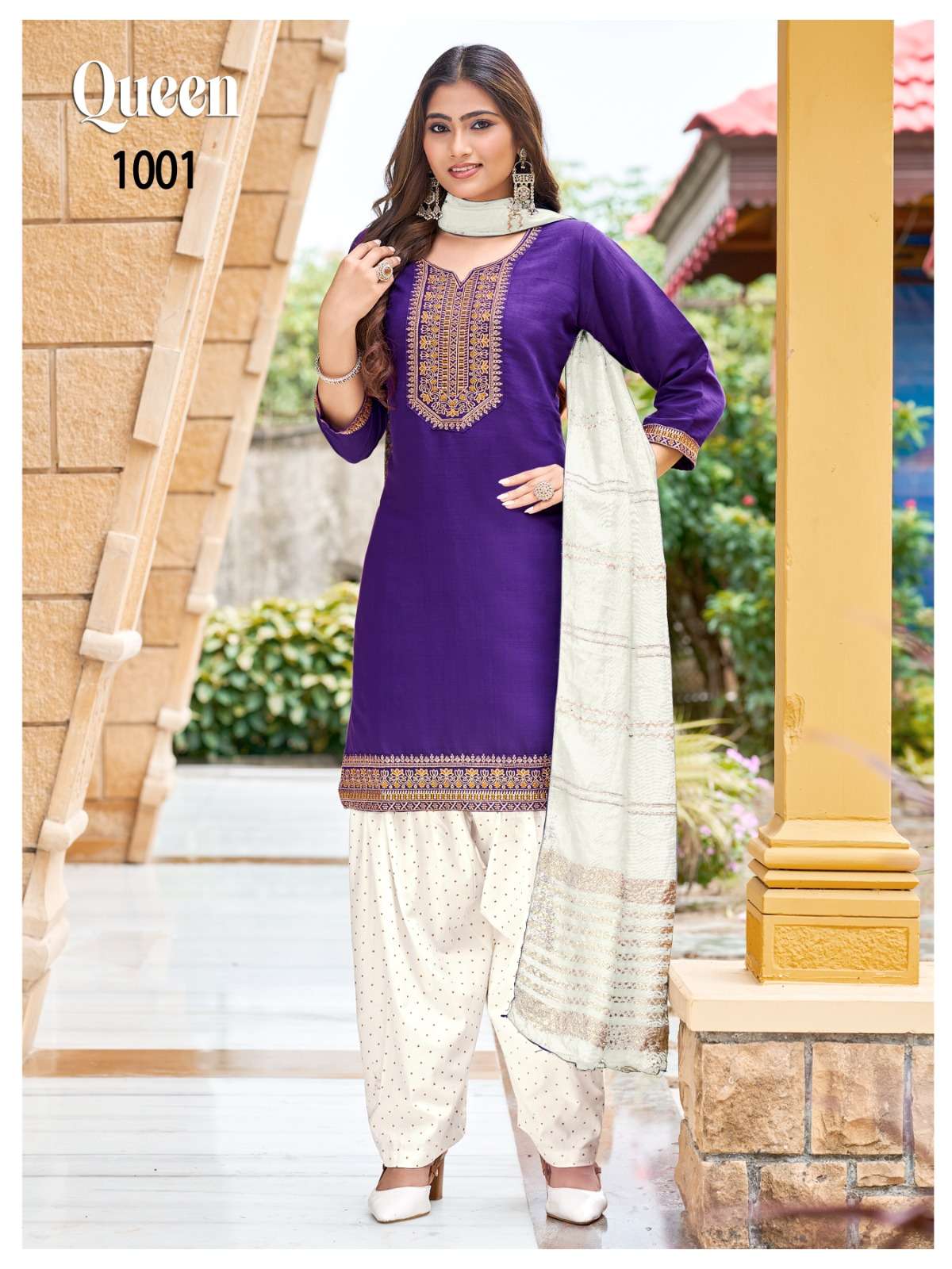 MUKESH QUEEN Vertican Heavy Embroidered Dress Set - Amrah Wholesale