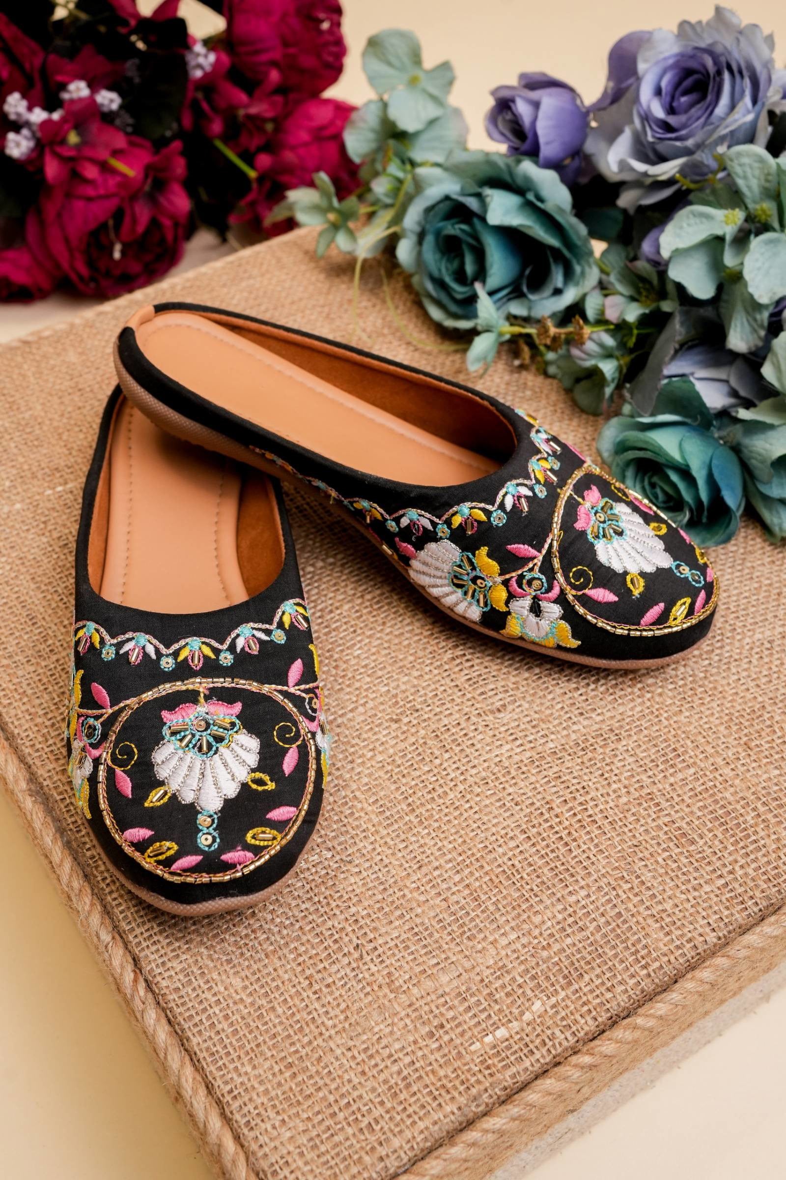 Multicolor Designer Jutti Vol 1