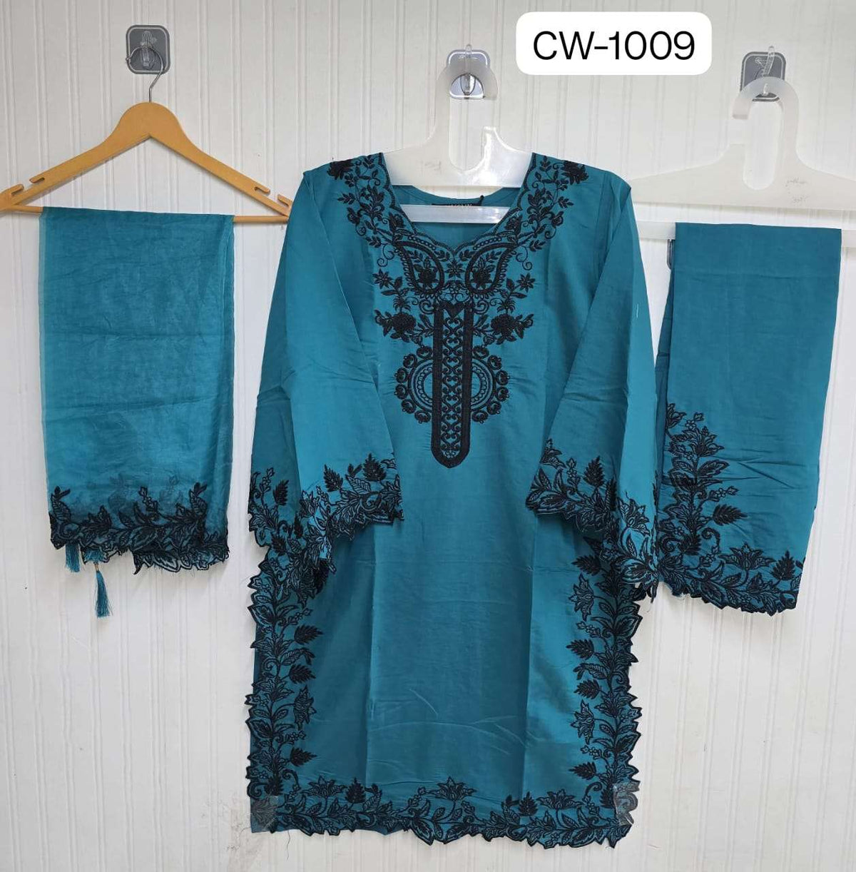 Mushk Cw-1009