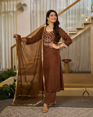 Amrah Wholesale Mv 661 Kurti Pant Dupatta Set - Amrah Wholesale