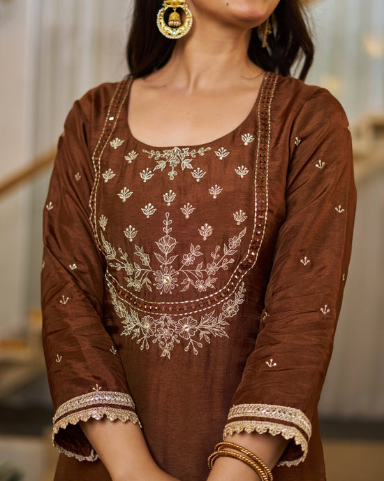 Amrah Wholesale Mv 661 Kurti Pant Dupatta Set - Amrah Wholesale