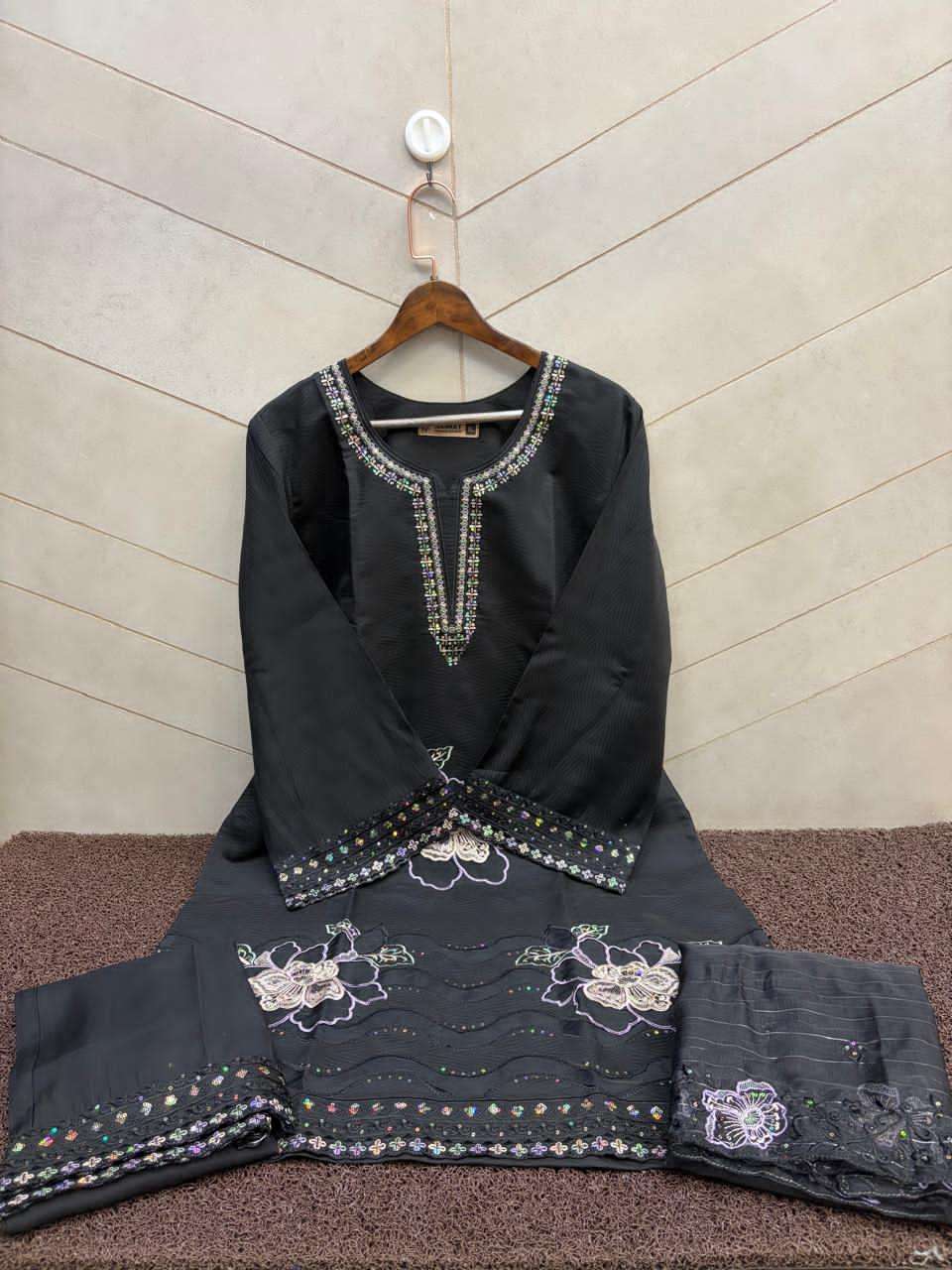 Naimat Fashion NFS - 1206 Pakistani Suit Set - Amrah Wholesale