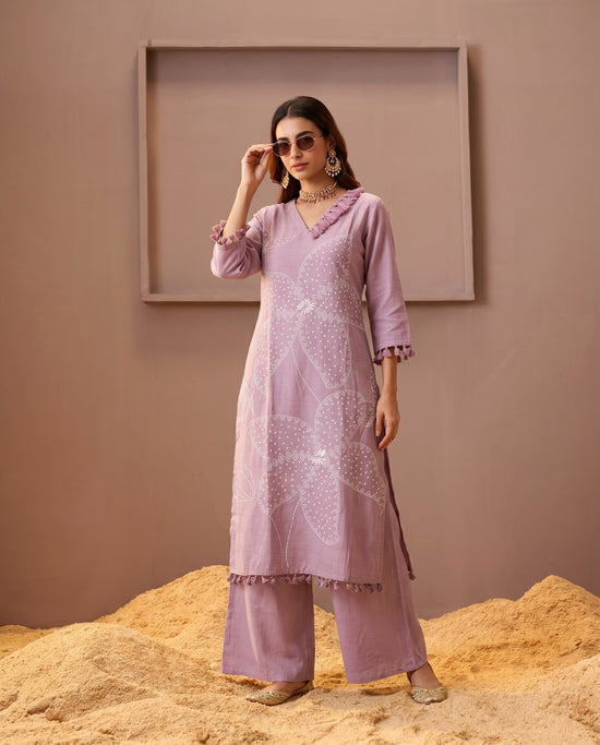 Naisha K 1026 Vertican Thread Work Kurti Pant Set