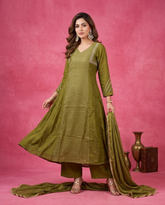 Naisha K 1346 Mul Chanderi Hand Work Kurti Set With Bottom & Dupatta