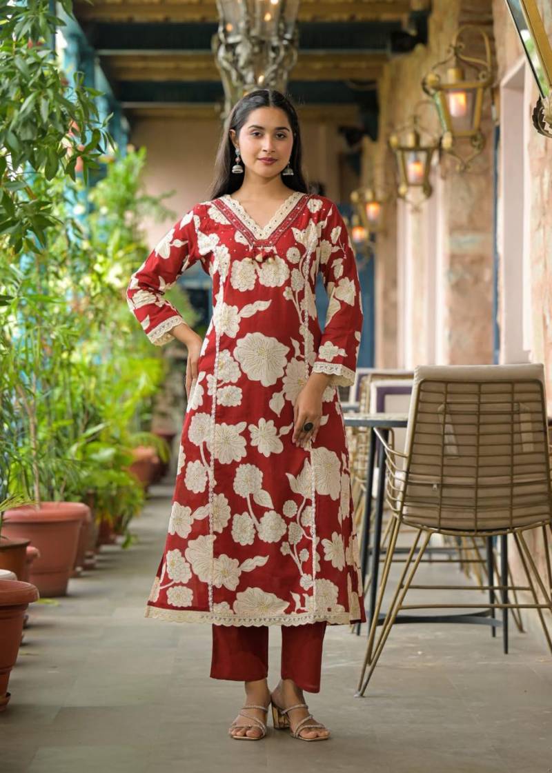 Naisha K 294