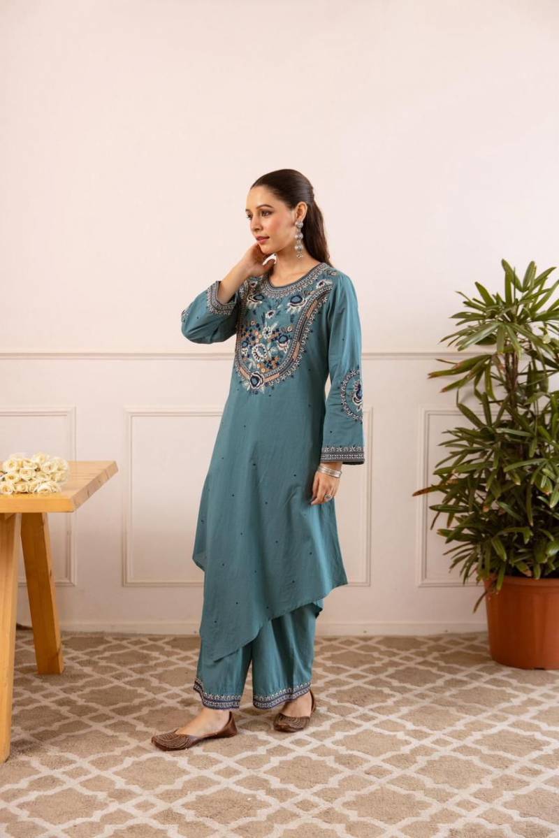Naisha K 303