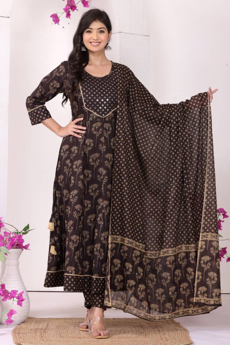 Naisha K 318