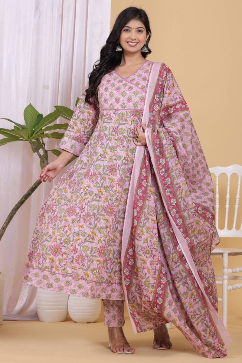 Naisha K 318 Vol 4