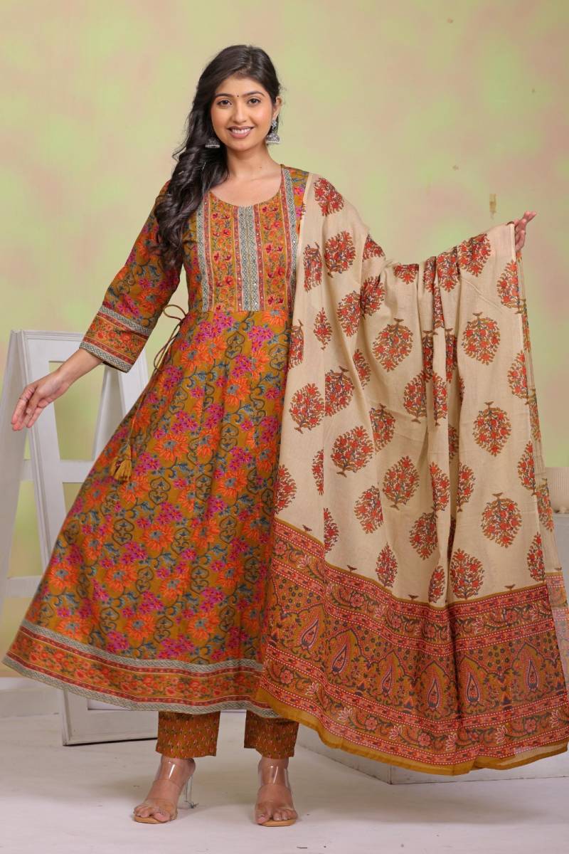 Naisha K 318 Vol 4