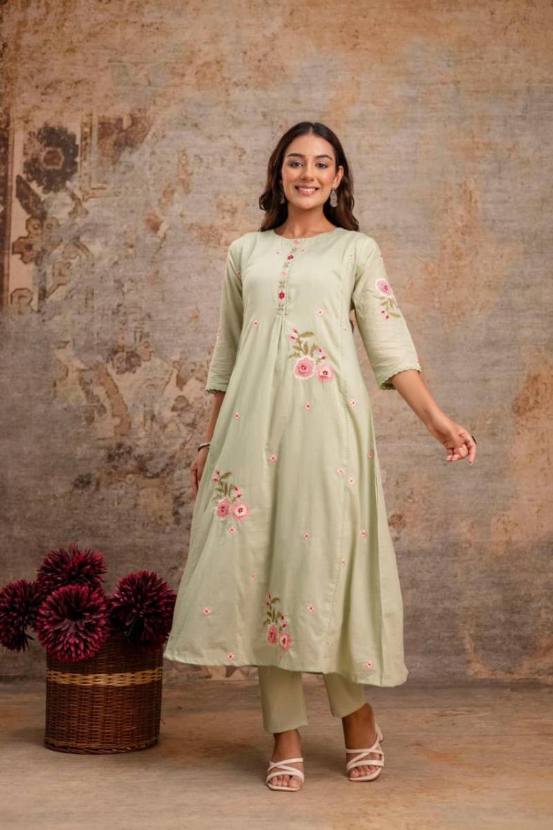 Naisha K 341