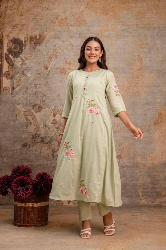 Naisha K 341