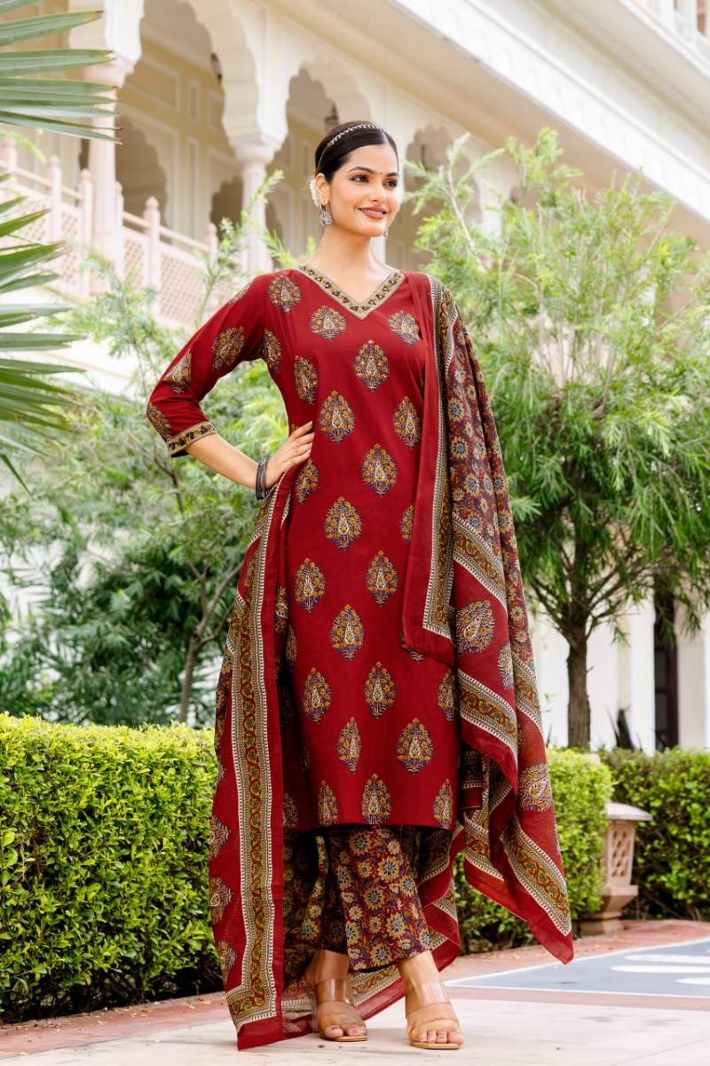 Naisha K 353