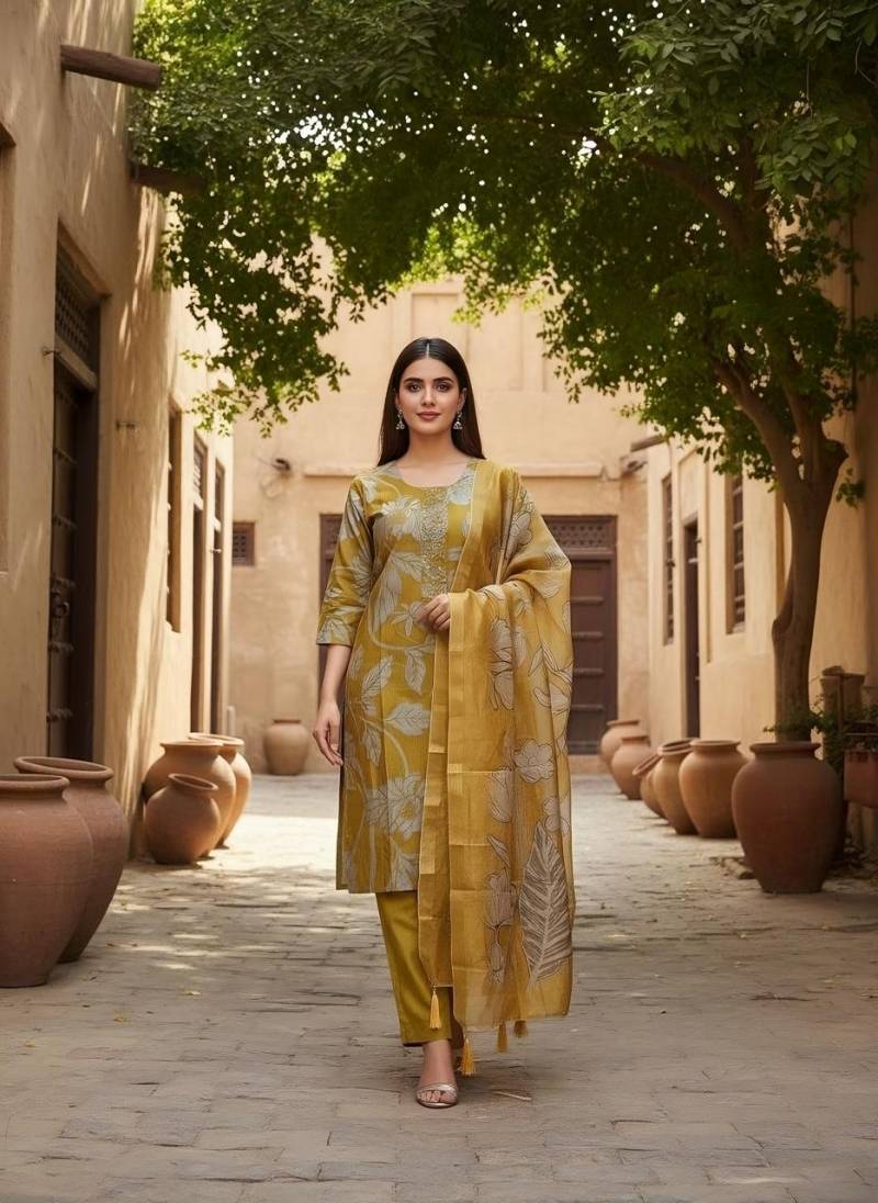 Naisha K 354