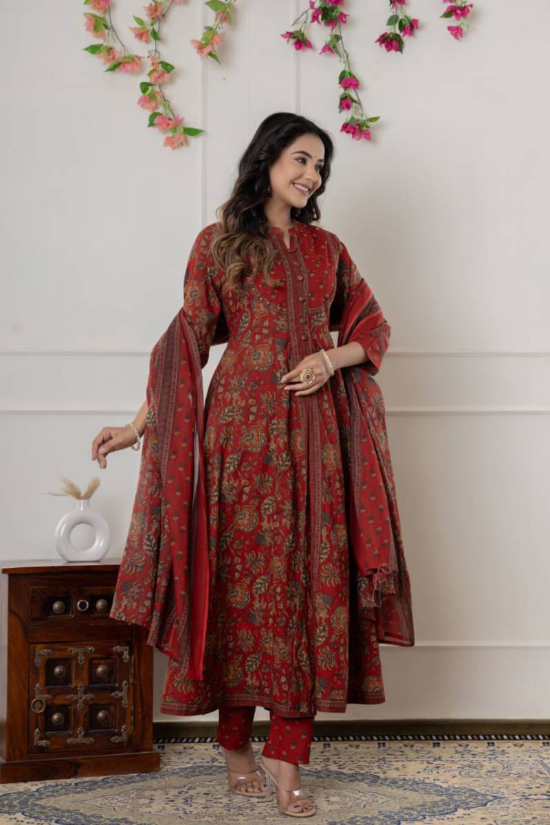 Naisha K 358
