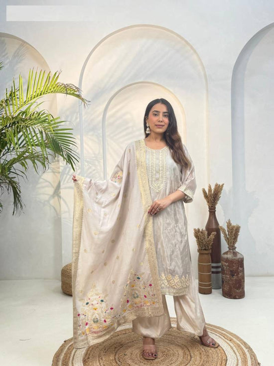 Naisha K 362