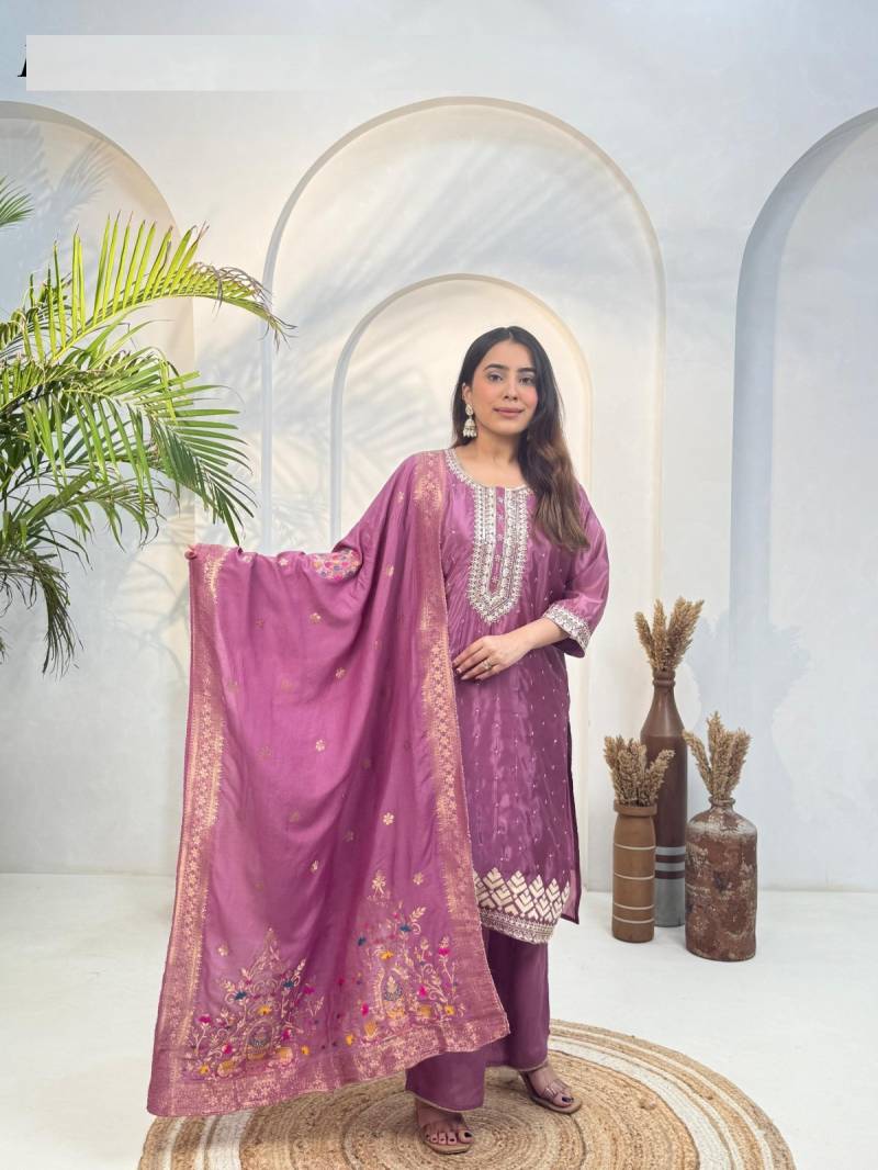 Naisha K 362