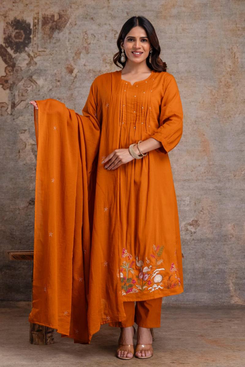 Naisha K 369