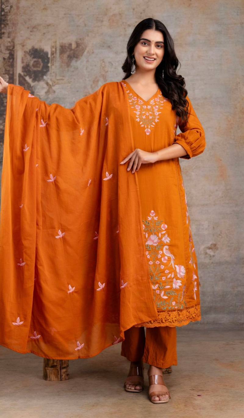 Naisha K 372