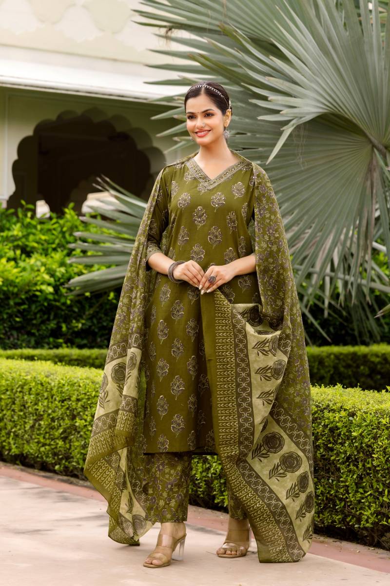 Naisha K 394