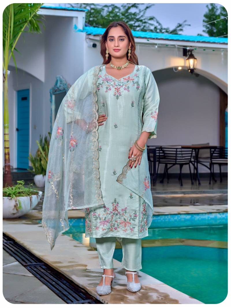 Naisha K 405
