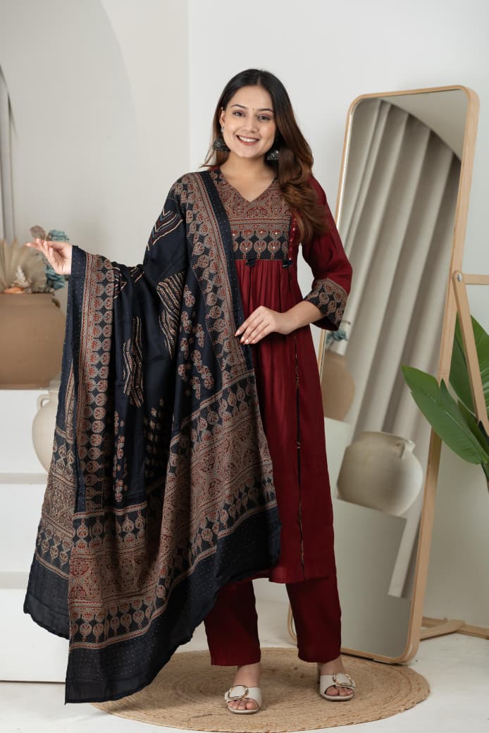 Naisha K 419