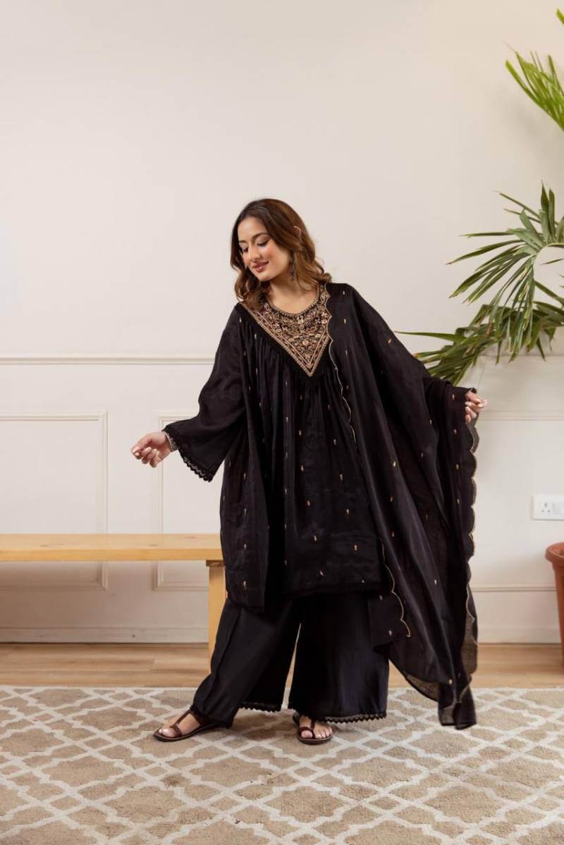 Naisha K 421