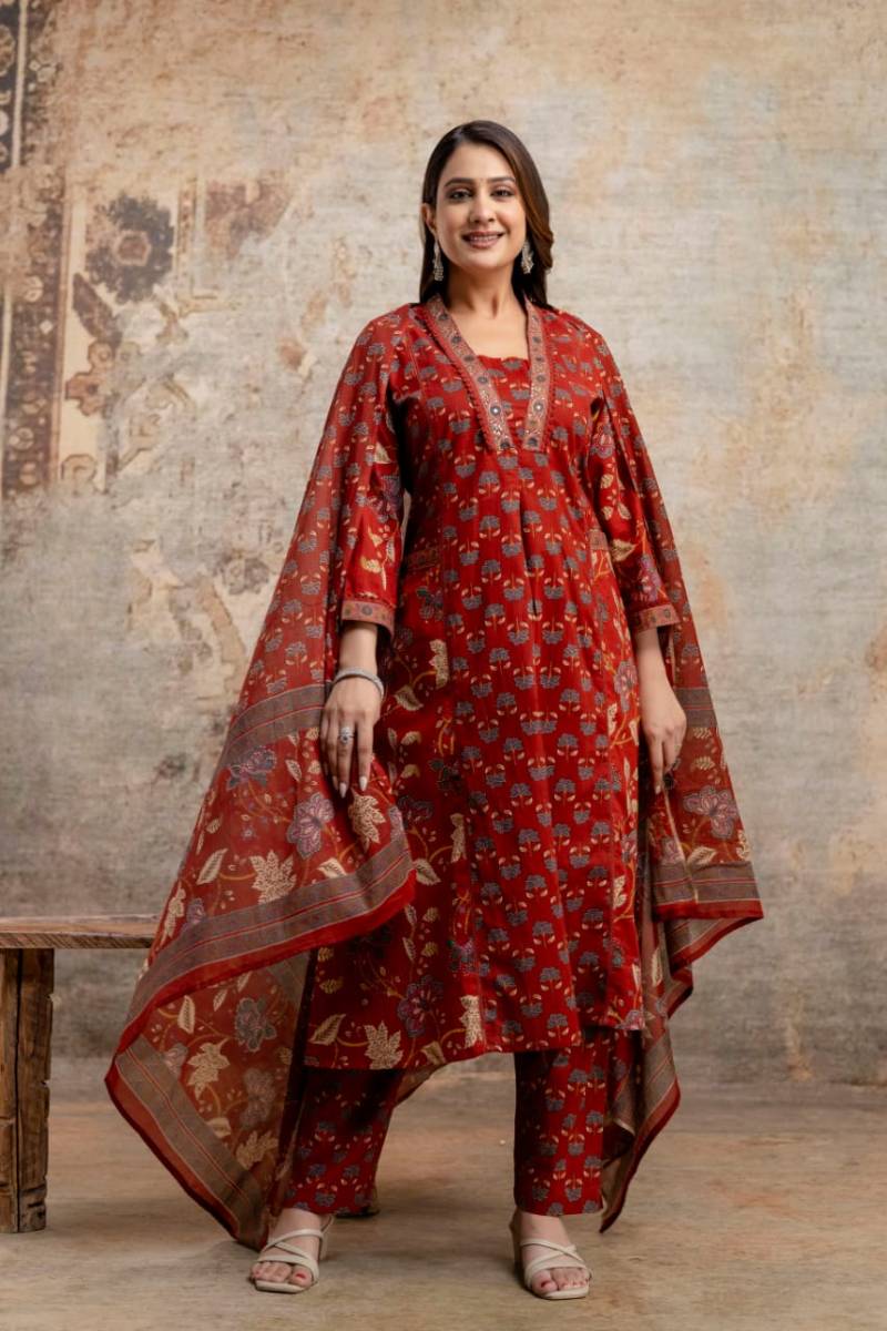 Naisha K 493