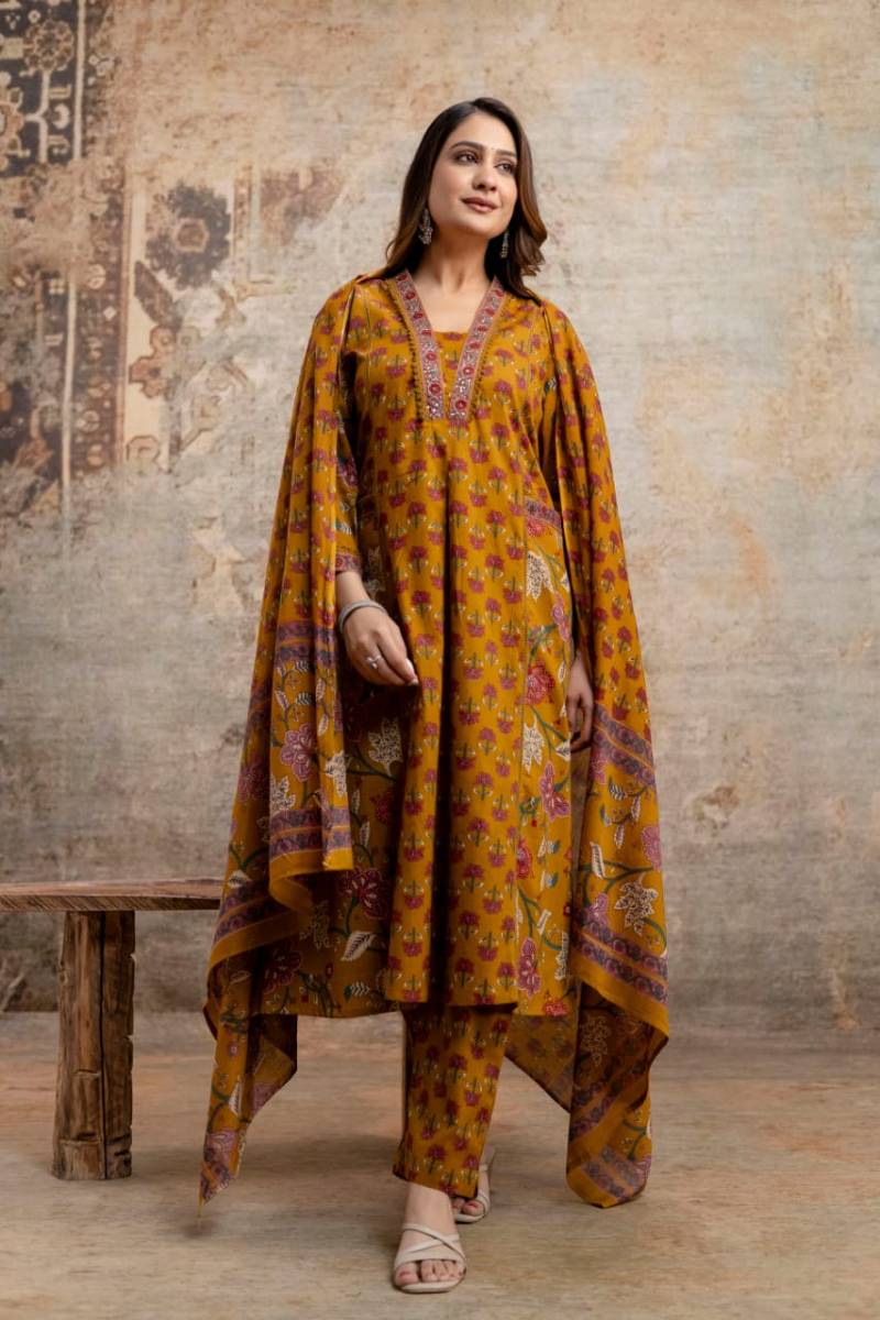 Naisha K 493