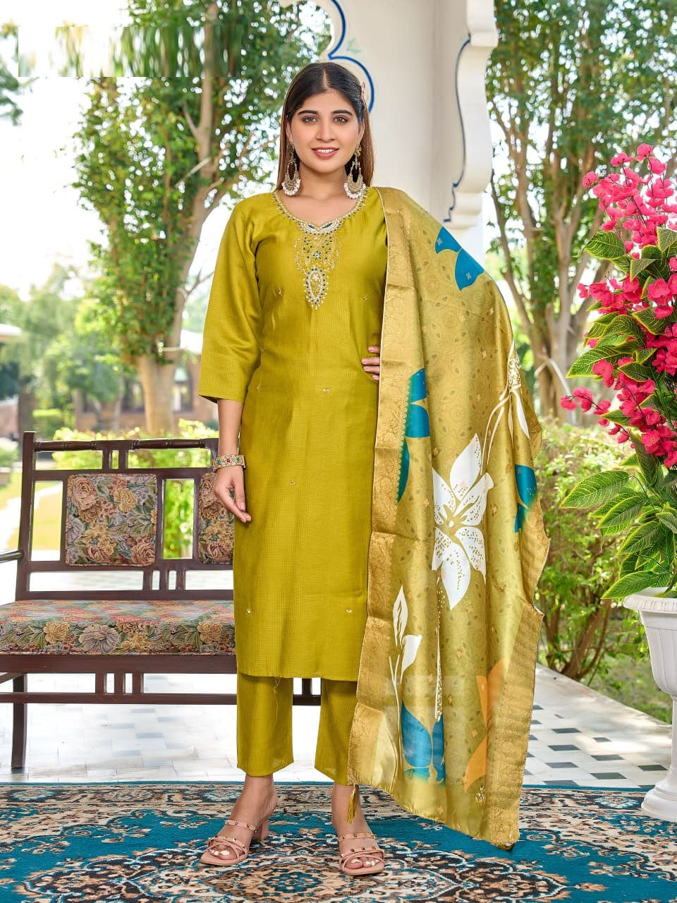 Naisha K 539