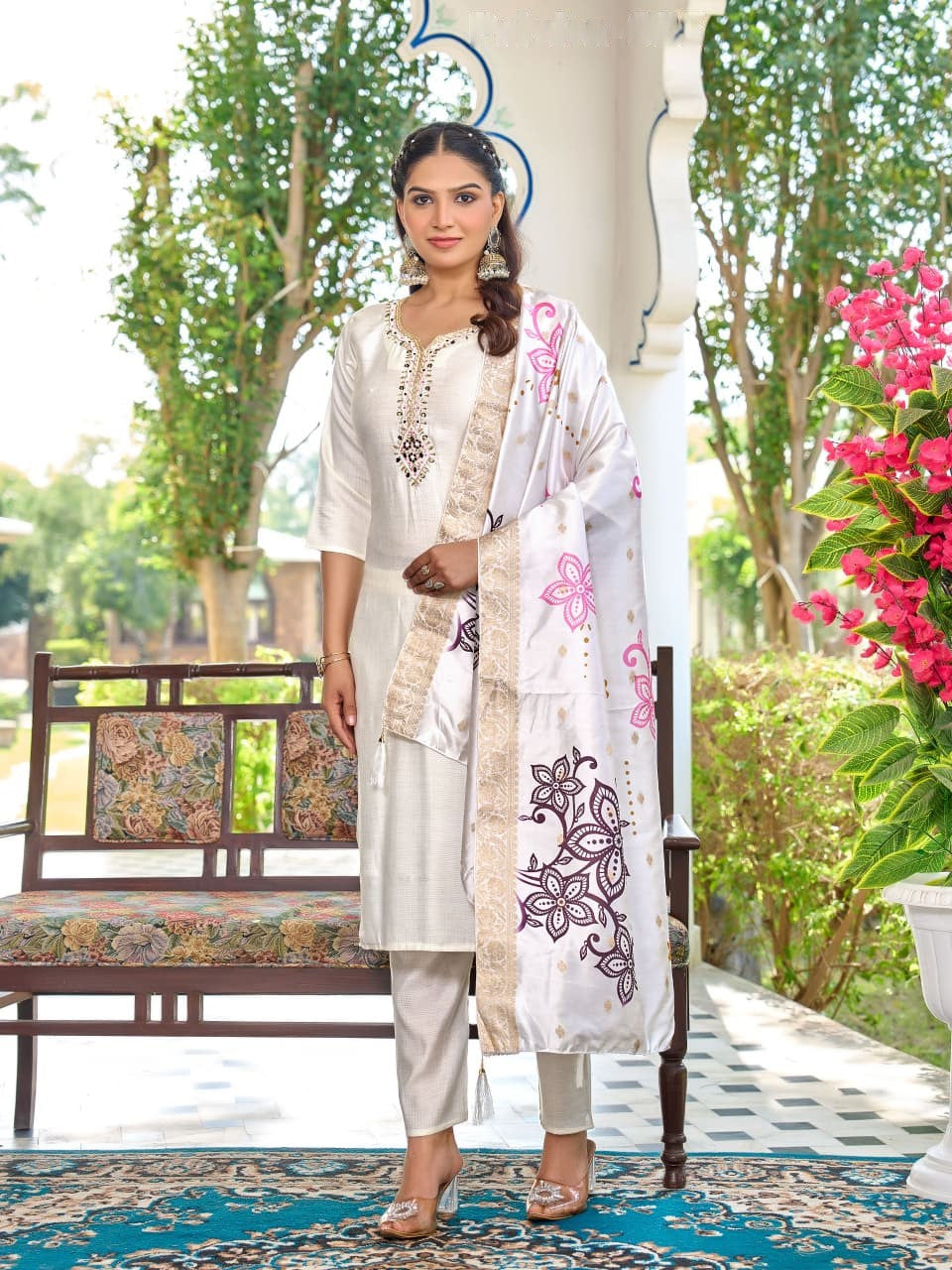 Naisha K 539