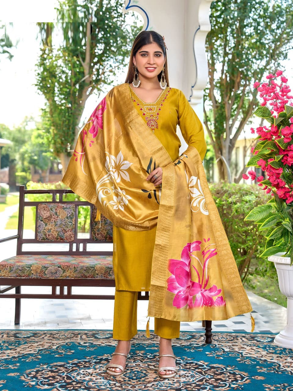 Naisha K 539