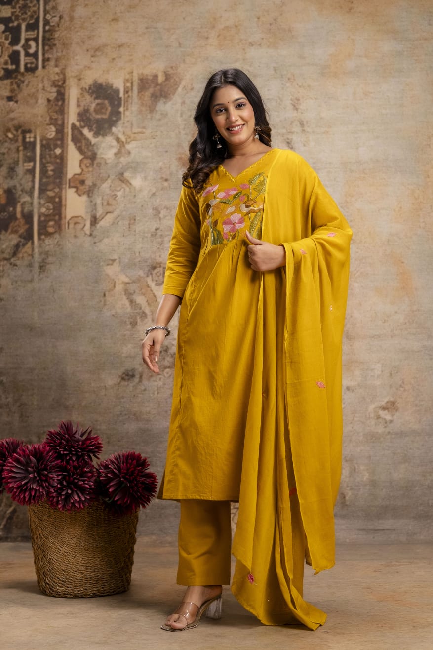 Naisha K 546