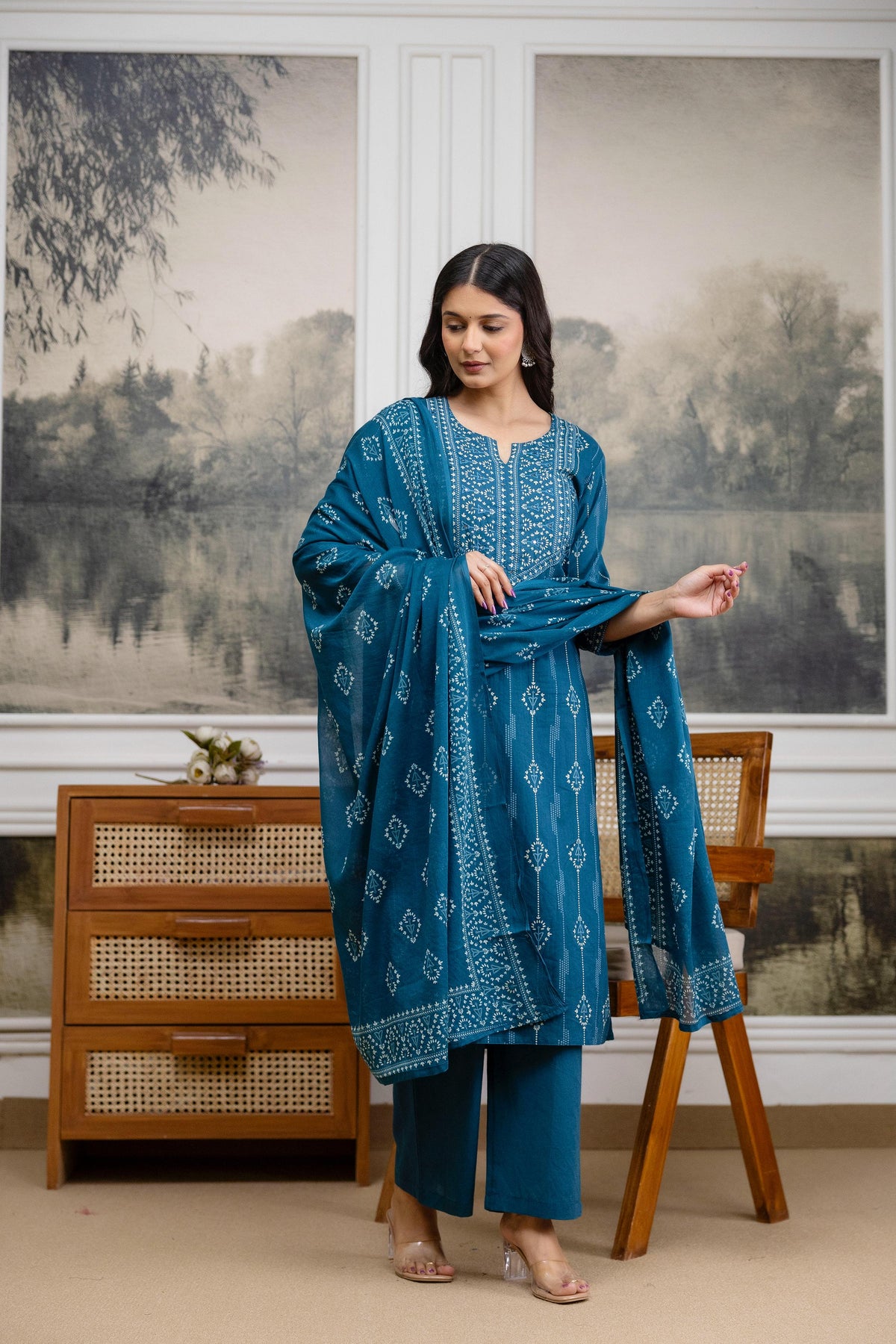 Naisha K 556