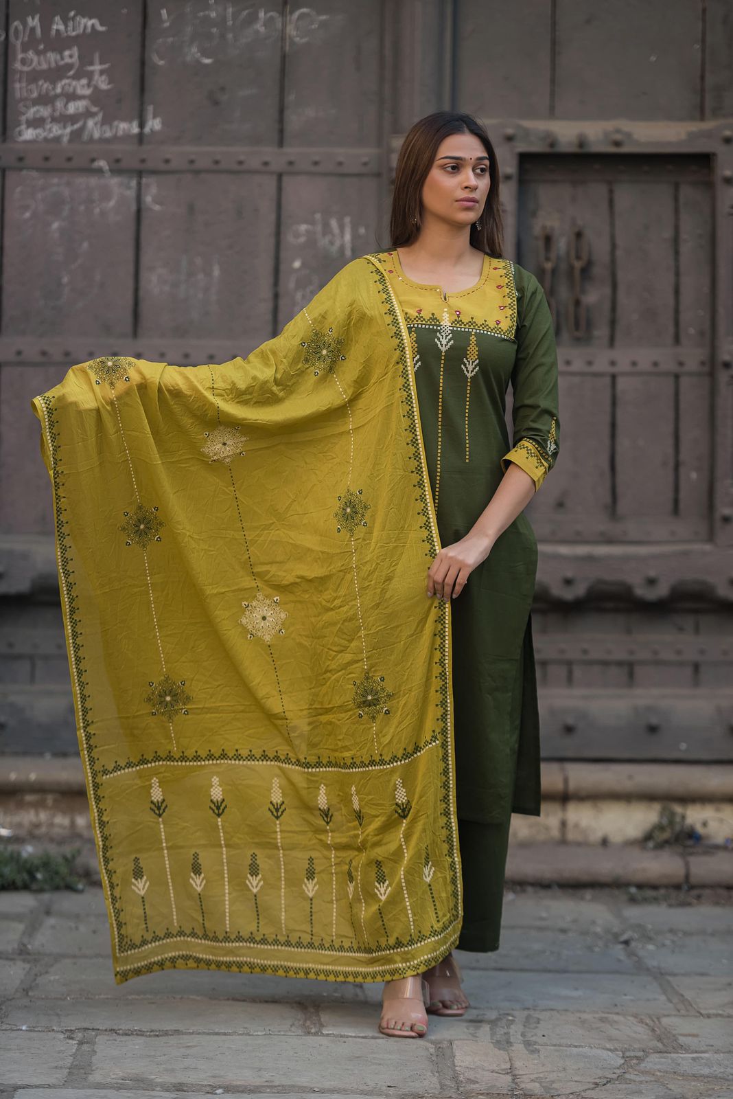Naisha K 563