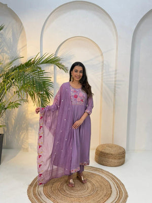 Naisha K 571