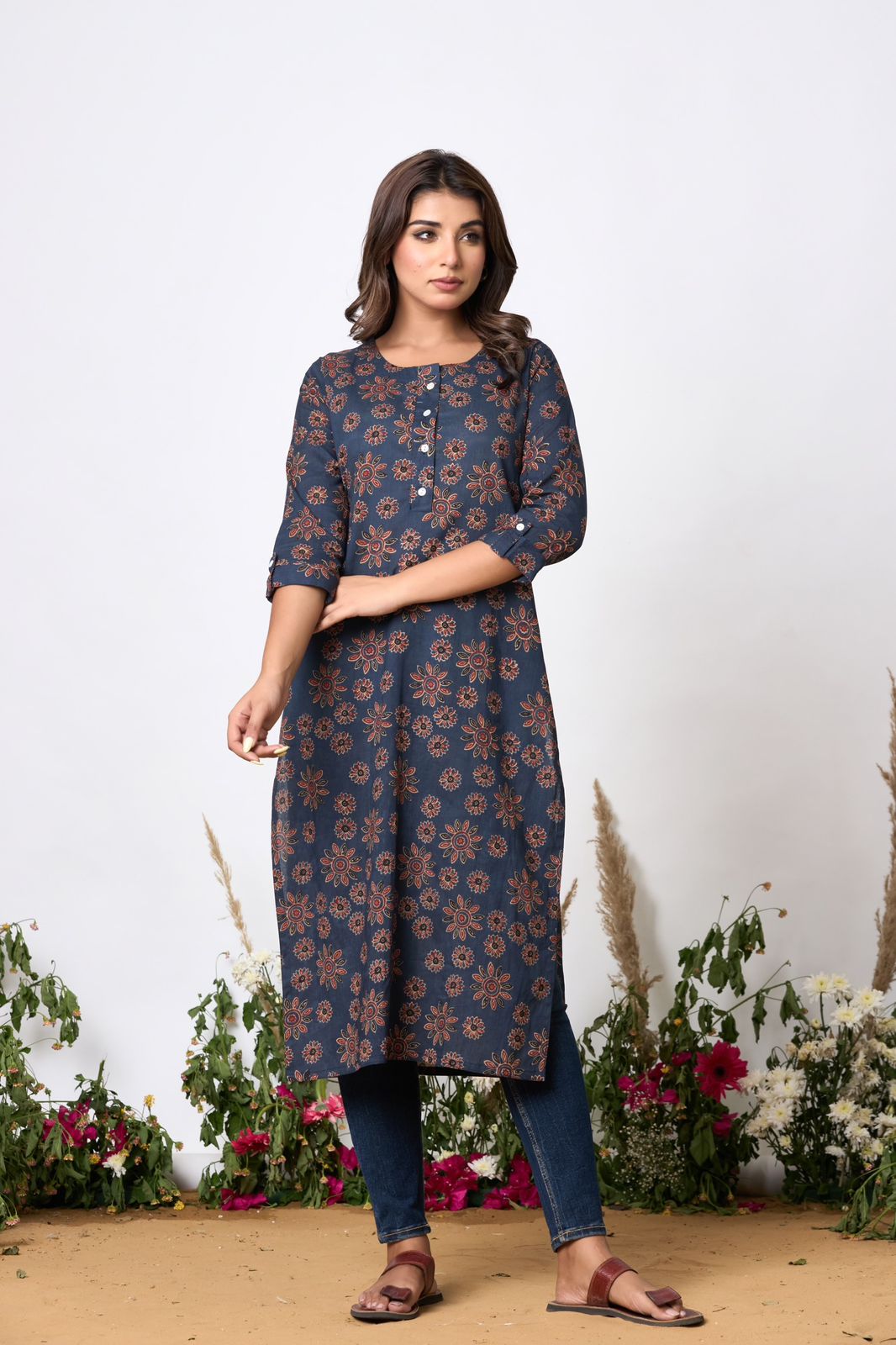 Naisha K 573